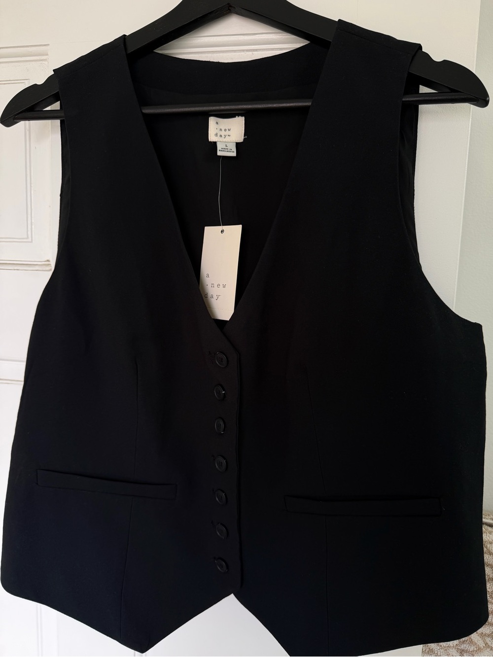NWT A New Day Casual Black
Linen Vest Size Large